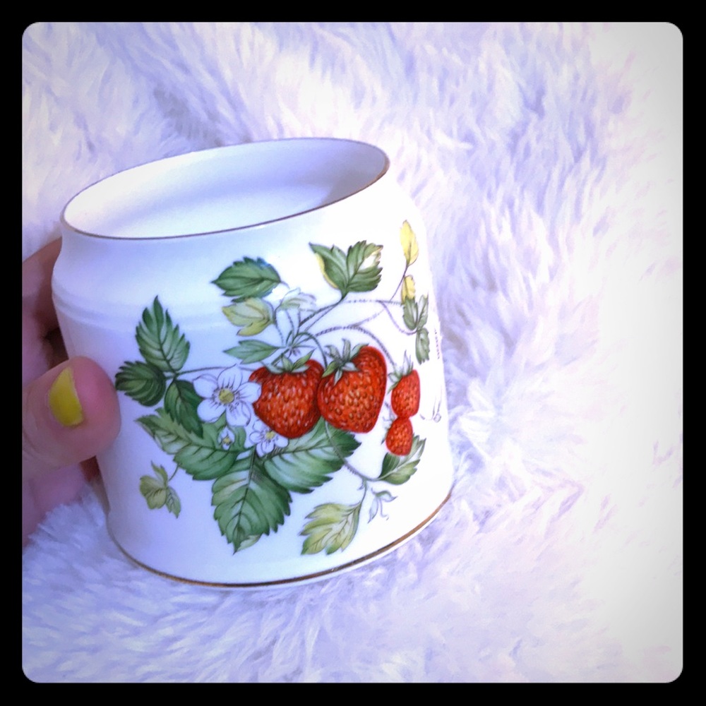 Decorative Strawberry china